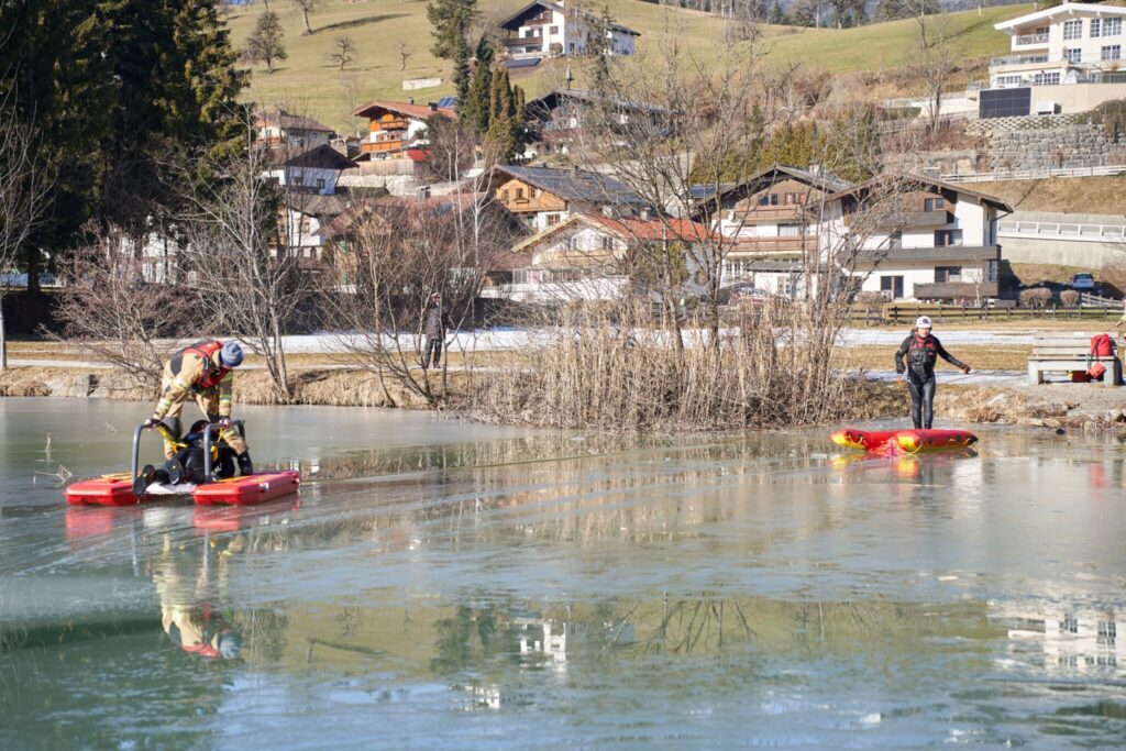 Eisretterübung_319