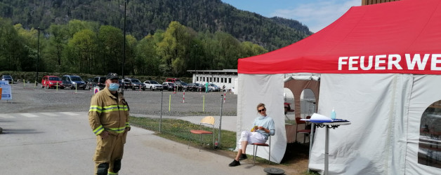 Unterstützungseinsatz bei der Corona Screening-Straße in Kufstein