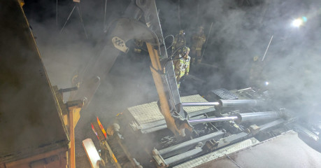 PXL_20251106_192902333