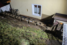 PXL_20260224_044102335